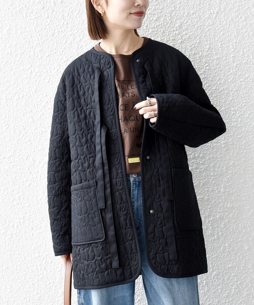 SHIPS any（シップス エニィ）の「SHIPS any: キルティング ステッチ ノーカラー ミディ コート（ノーカラーコート・レディース・ブラック/オフホワイト・ONE SIZE）」の17枚目の写真