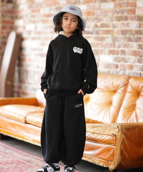 ELEMENT(エレメント)の「ELEMENT/エレメント ACOMPANY HOOD YOUTH キッズ パーカー BG025021(パーカー・キッズ・ホワイト×ブルー/ブラック×ホワイト・130cm/140cm/150cm/160cm)」の10枚目の写真