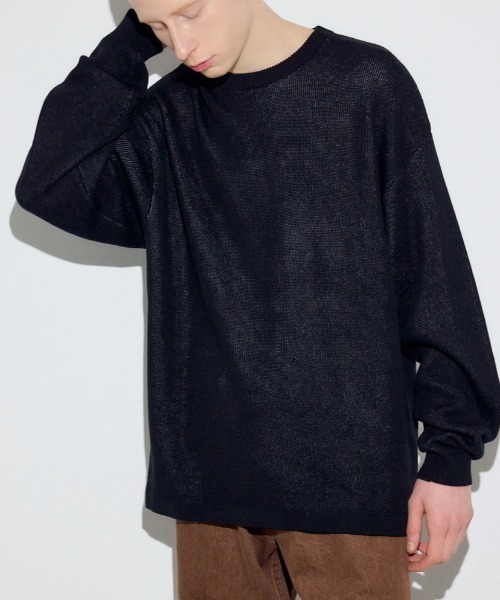 AZUL by moussy(アズールバイマウジー)の「裏配色リネンミックスニットトップス(ニット/セーター・メンズ・ブラック/グレー/ブルー・LARGE/MEDIUM)」の2枚目の写真