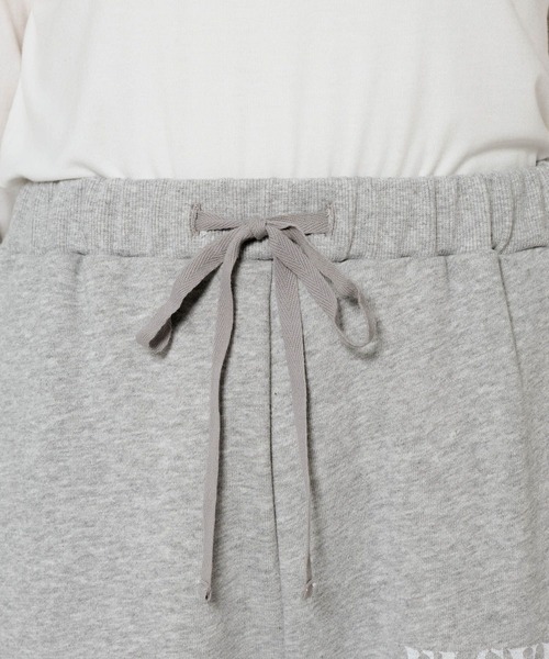 BARNYARDSTORM（バンヤードストーム）の「BARNYARDSTORM / 裏毛ステンシルパンツ【一部店舗限定】（スウェットパンツ・レディース・ホワイト/グレー・FREE）」の7枚目の写真