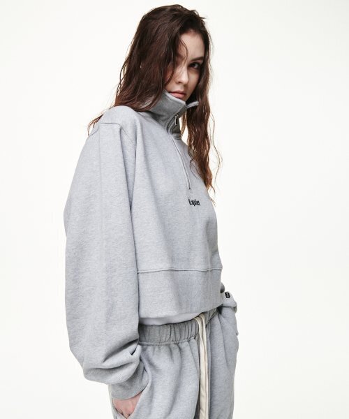 B QUIET(ビークワイエット)の「CROPPED HALF ZIP-UP SWEATSHIRT_MELANGE GRAY(スウェット・レディース・その他・ONE SIZE)」の1枚目の写真