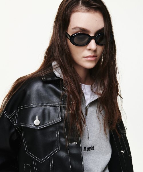 B QUIET(ビークワイエット)の「CROPPED HALF ZIP-UP SWEATSHIRT_MELANGE GRAY(スウェット・レディース・その他・ONE SIZE)」の4枚目の写真