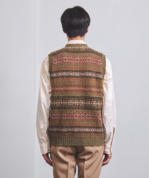 Jamieson's of Shetland（ジャミーソンズオブシェトランド）の「＜Jamieson`s＞ Fair Isle Crew Neck Vest/フェアアイル クルーネック ベスト（ニット/セーター・メンズ・オリーブ・42/40）」の9枚目の写真
