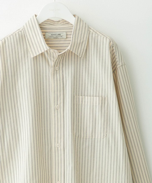 URBAN RESEARCH Sonny Label(アーバンリサーチサニーレーベル)の「ストライプレギュラーカラーシャツ(シャツ/ブラウス・メンズ・オフホワイト/ブルー/ホワイト・MEDIUM/LARGE)」の3枚目の写真