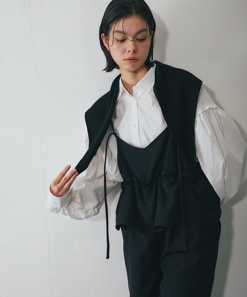 SMILE ORCHID（スマイルオーキッド）の「毛100％トライアングルスカーフ（ストール/ショール・レディース・グレイッシュベージュ/ブラック/アイボリー/グレー・FREE）」の9枚目の写真