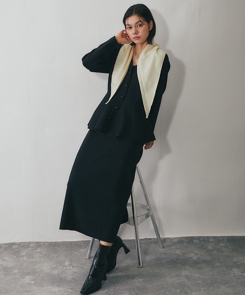 SMILE ORCHID（スマイルオーキッド）の「毛100％トライアングルスカーフ（ストール/ショール・レディース・グレイッシュベージュ/ブラック/アイボリー/グレー・FREE）」の13枚目の写真