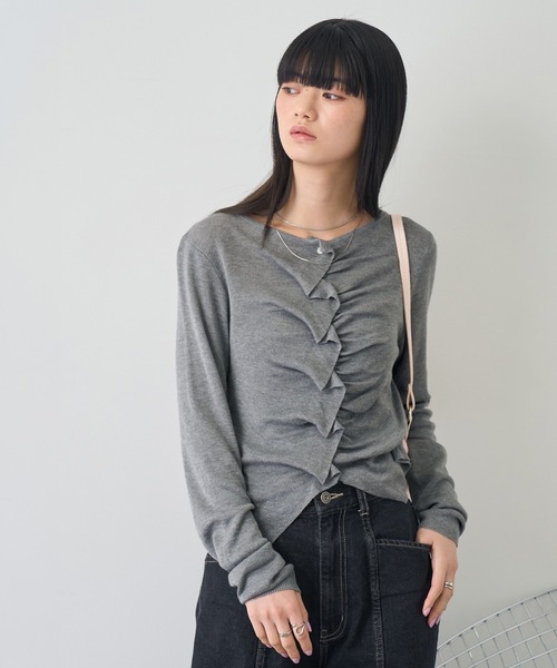 NOGLE(ノグル)の「【NOGLE/ノグル】フリルギャザーエアリーカーディガン(カーディガン/ボレロ・レディース・レッド/アイボリー/ネイビー/グレー・FREE)」の11枚目の写真