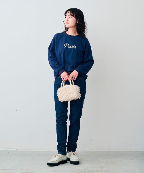 Live in comfort（リブインコンフォート）の「リブ　イン　コンフォート  一枚で着てサマになる　便利なオーガニックコットンロゴＴシャツ（Tシャツ/カットソー・レディース・ネイビー・S）」の3枚目の写真