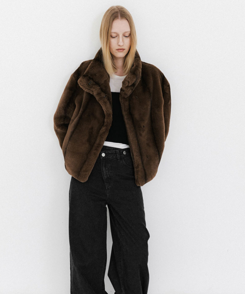 ATELIER NAIN（アトリエナイン）の「(JK-3057)TWO TONE FLOW FUR JACKET（その他アウター・レディース・ブラウン・FREE）」の5枚目の写真