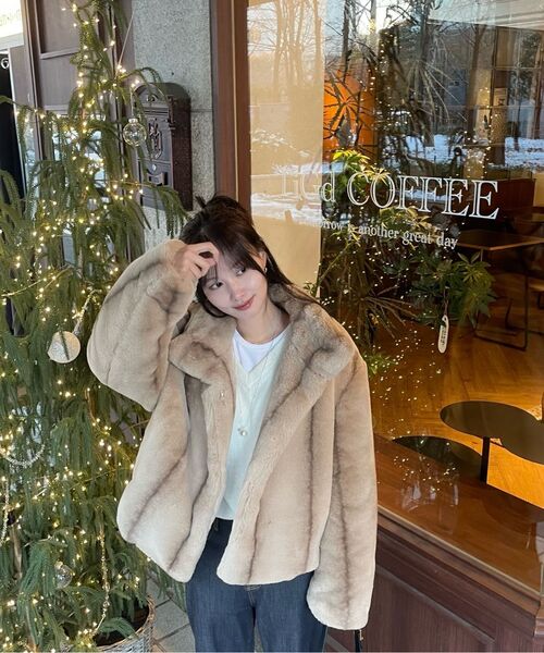ATELIER NAIN（アトリエナイン）の「(JK-3057)TWO TONE FLOW FUR JACKET（その他アウター・レディース・ブラウン・FREE）」の3枚目の写真