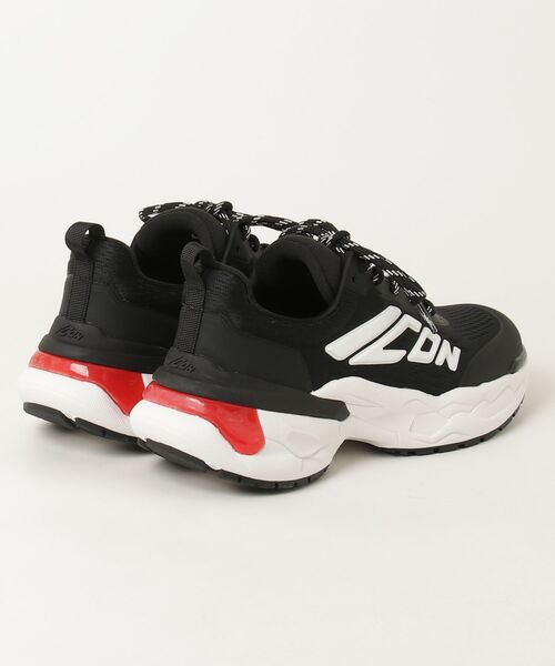 DSQUARED2(ディースクエアード)の「Icon New Generation Faster Sneakers/0252(スニーカー・メンズ・ブラック・42/41)」の2枚目の写真