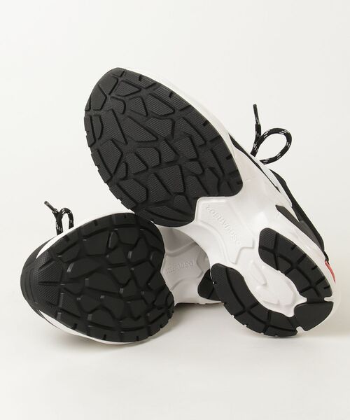 DSQUARED2(ディースクエアード)の「Icon New Generation Faster Sneakers/0252(スニーカー・メンズ・ブラック・42/41)」の3枚目の写真