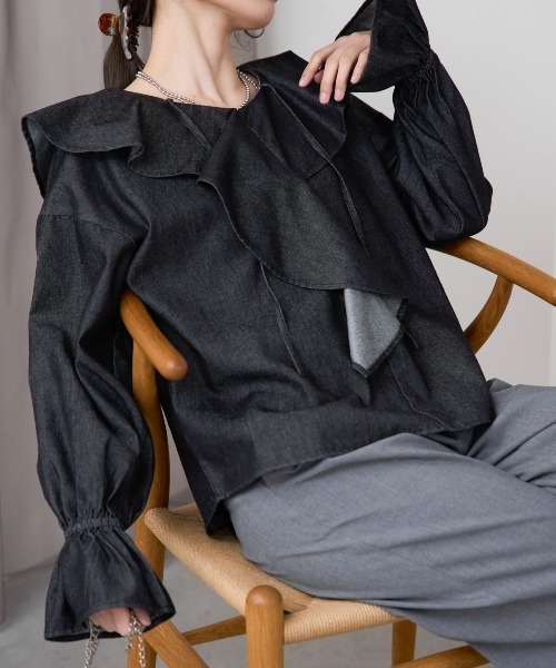 TRIANGLE PALETTE（トライアングルパレット）の「デニムフリルビッグカラーブラウス（シャツ/ブラウス・レディース・ブルー/ブラック/アイボリー/インディゴブルー・FREE）」の18枚目の写真