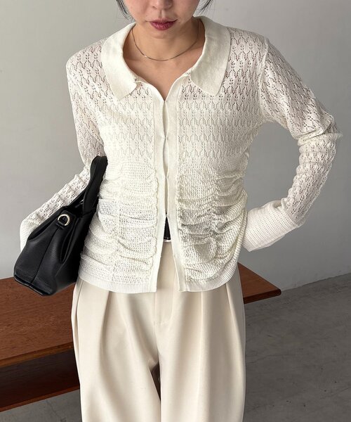 CAPRICIEUX LE'MAGE（カプリシューレマージュ）の「レースシャーリングホックカーディガン（カーディガン/ボレロ・レディース・ホワイト/ブラック・FREE）」の2枚目の写真