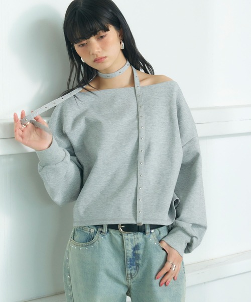 ELLEgirl（エルガール）の「スタッズチョーカー付きオフショルプルオーバー（スウェット・レディース・杢グレー・FREE）」の3枚目の写真