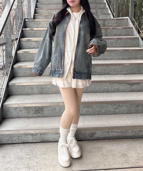 INGNI（イング）の「襟袖異素材フロントジップデニムジャケット（デニムジャケット・レディース・ブルー系その他3/グレー/ブルー系その他・M）」の9枚目の写真