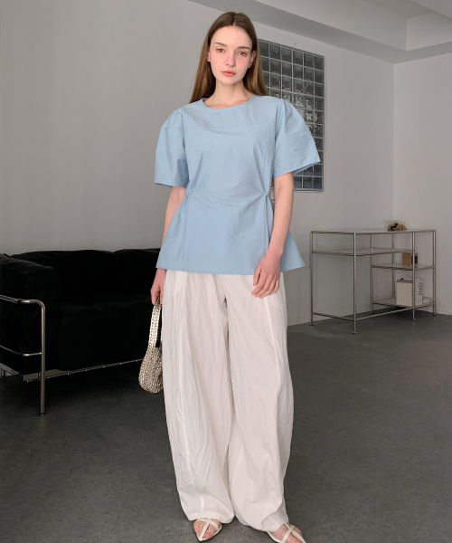 VASCARA(バスカラ)の「String Puff Half Sleeve Blouse (3colors)(シャツ/ブラウス・レディース・スカイブルー/ホワイト・FREE)」の3枚目の写真