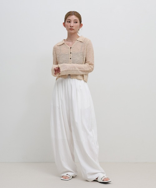 select MOCA（セレクトモカ）の「ボタンデザイン透かし編みショートカーディガン（カーディガン/ボレロ・レディース・ブラック/グレー/ベージュ・FREE）」の4枚目の写真