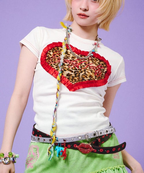 GALFY(ガルフィー)の「【GALFY】らぶりぃチビT / 【ガルフィー】らぶりぃチビ半袖tシャツ(Tシャツ/カットソー・レディース・ブラック/ピンク/ホワイト・ONE SIZE)」の4枚目の写真