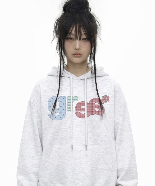GRAVER（グレーバー）の「[ユニセックス]GRAE-S PATCH フードパーカー_3カラー（パーカー・レディース・ブラック/ホワイト/スカイブルー・SMALL/MEDIUM/LARGE）」の4枚目の写真