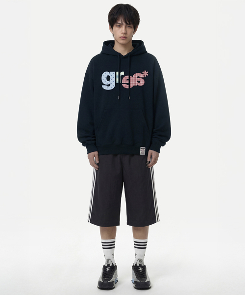 GRAVER（グレーバー）の「[ユニセックス]GRAE-S PATCH フードパーカー_3カラー（パーカー・レディース・ブラック/ホワイト/スカイブルー・SMALL/MEDIUM/LARGE）」の6枚目の写真