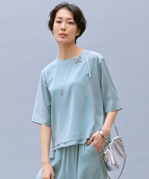 自由区(ジユウク)の「ストレッチアムンゼン Tブラウス(Tシャツ/カットソー・レディース・スカイブルー系/ベージュ系/ネイビー系・40/38)」の2枚目の写真