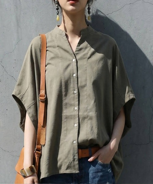 antiqua(アンティカ)の「キーネック リネンライク ドルマンシャツ(シャツ/ブラウス・レディース・ブラック/ナチュラル/ベージュ系その他/ライム/ピンク/ネイビー/パープル・ONESIZE)」の4枚目の写真