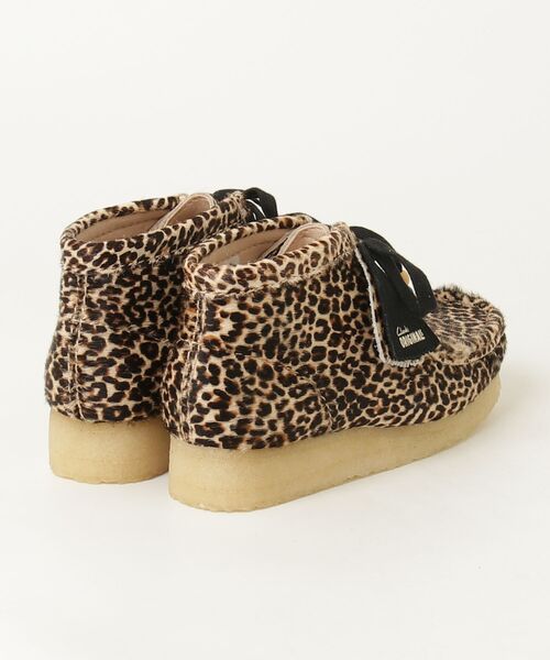 Clarks(クラークス)の「【Clarks】Wallabee Boot .Leopard Print(ブーツ・レディース・レオパード・5/4.5/4)」の2枚目の写真