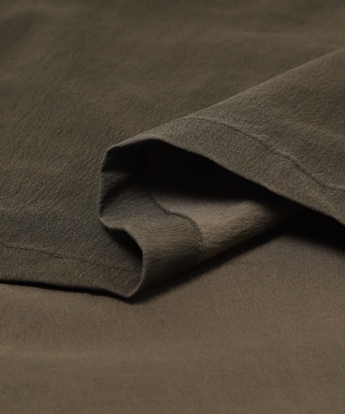 URBAN RESEARCH（アーバンリサーチ）の「DUSTER NYLON JACKET（ナイロンジャケット・メンズ・カーキ/ブラック・LARGE/MEDIUM）」の12枚目の写真