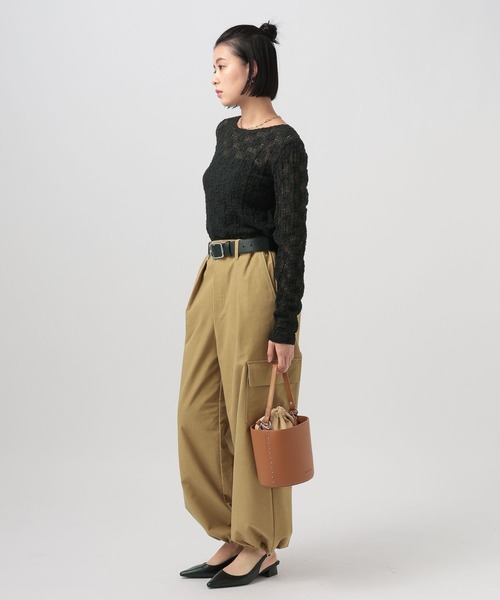 BAYFLOW(ベイフロー)の「ストレッチカーゴバレルパンツ(カーゴパンツ・レディース・ベージュ/カーキ・MEDIUM/SMALL)」の5枚目の写真