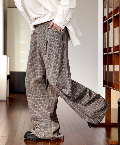 neos(ネオス)の「【neos】ワイド バルーン バレル チェックパンツ スラックス ルーズシルエット メンズ ユニセックス(スラックス・メンズ・ブラウン/ブラック・MEDIUM/LARGE/X-LARGE/XX-LARGE/XXX-LARGE)」の2枚目の写真