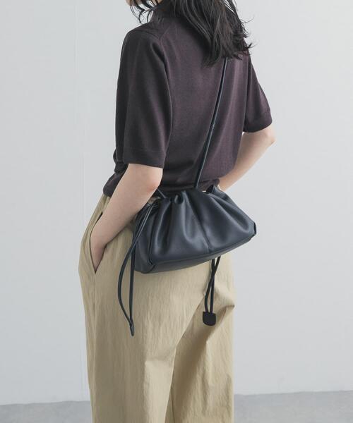 URBAN RESEARCH DOORS（アーバンリサーチドアーズ）の「2way巾着ショルダー（ショルダーバッグ・レディース・オレンジ系その他/アイボリー/ブラック・ONE）」の14枚目の写真