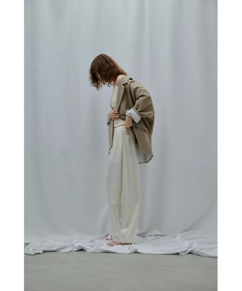 ANF.MUU(アンフムー)の「サテンボリュームパンツ(その他パンツ・レディース・ブラック/ホワイト/ブラウン・FREE)」の12枚目の写真