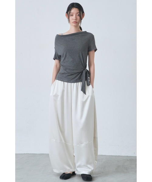 ANF.MUU(アンフムー)の「サテンボリュームパンツ(その他パンツ・レディース・ブラック/ホワイト/ブラウン・FREE)」の19枚目の写真