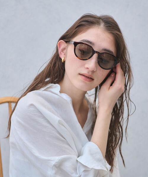 UNITED ARROWS（ユナイテッドアローズ）の「THICK クラウンパント サングラス（サングラス・レディース・ブラック/ダークブラウン・FREE）」の7枚目の写真