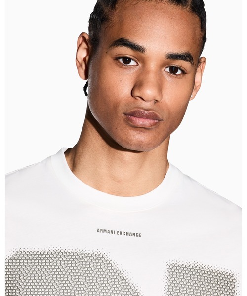 ARMANI EXCHANGE(アルマーニエクスチェンジ)の「【A|X アルマーニ エクスチェンジ】91ロゴ 半袖クルーネックTシャツ/REGULAR+(Tシャツ/カットソー・メンズ・ホワイト/グリーン/ピンク/インディゴブルー・X-LARGE/SMALL/MEDIUM/LARGE/XX-LARGE/X-SMALL)」の6枚目の写真