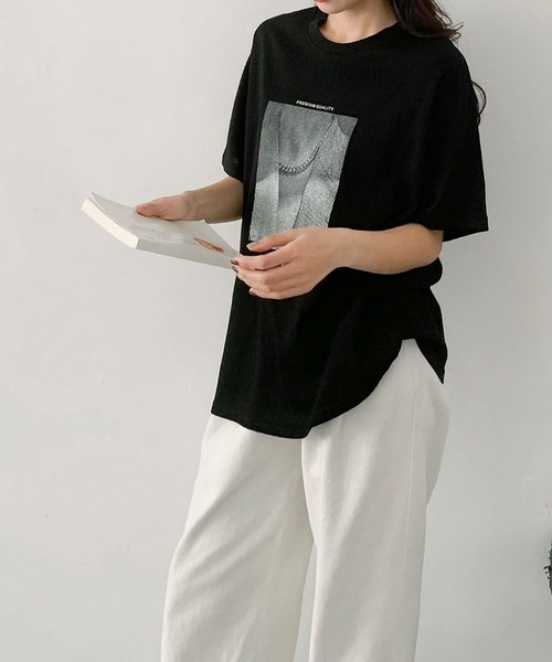 LOWO(ロワ)の「綿混 モノクロプリント オーバー Tシャツ(Tシャツ/カットソー・レディース・ブラック/チャコールグレー/ホワイト・FREE)」の6枚目の写真