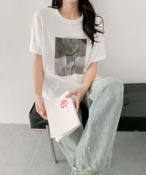 LOWO(ロワ)の「綿混 モノクロプリント オーバー Tシャツ(Tシャツ/カットソー・レディース・ブラック/チャコールグレー/ホワイト・FREE)」の10枚目の写真
