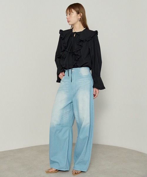 enhaut（アンオート）の「ヴィンテージ加工 デニム ワイド パンツ（デニムパンツ・レディース・ライトブルー/インディゴブルー・FREE）」の11枚目の写真