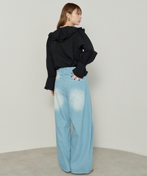 enhaut（アンオート）の「ヴィンテージ加工 デニム ワイド パンツ（デニムパンツ・レディース・ライトブルー/インディゴブルー・FREE）」の14枚目の写真