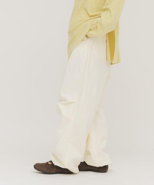 KBF(ケイビーエフ)の「WIDEカーゴパンツ(その他パンツ・レディース・ブラウン/オリーブ/アイボリー・ONE)」の7枚目の写真