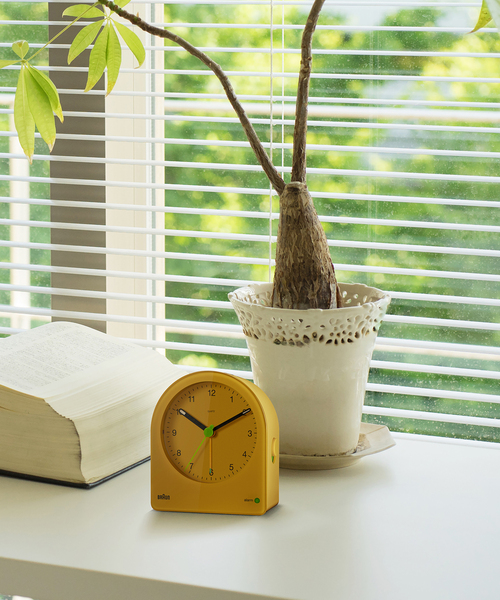BRAUN ALARM CLOCK YELLOW BC22Y（置時計）｜BRAUN（ブラウン）の