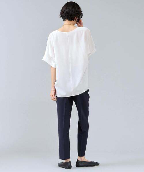 Liesse（リエス）の「キーネックブラウス（シャツ/ブラウス・レディース・ネイビー/モカ/ホワイト・FREE）」の10枚目の写真