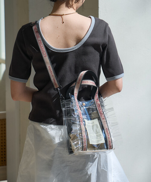 FREAK'S STORE(フリークスストア)の「THEATRE PRODUCTS × FREAK'S STORE/シアタープロダクツ 別注 ジャガードテープ フリル クリア トートバッグ S(ショルダーバッグ・レディース・チャコール/ホワイト/キャメル・ONE SIZE)」の18枚目の写真