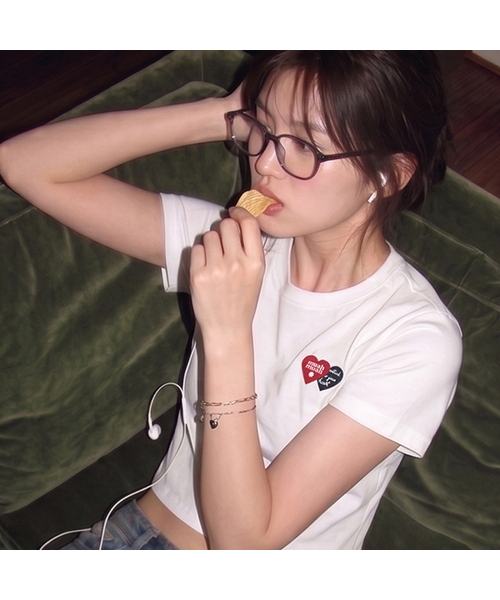 muahmuah（ムーアムーア）の「ラブラブムア クロップ半袖Tシャツ [3色]（Tシャツ/カットソー・レディース・アイボリー/ブラック/チャコール・FREE）」の2枚目の写真