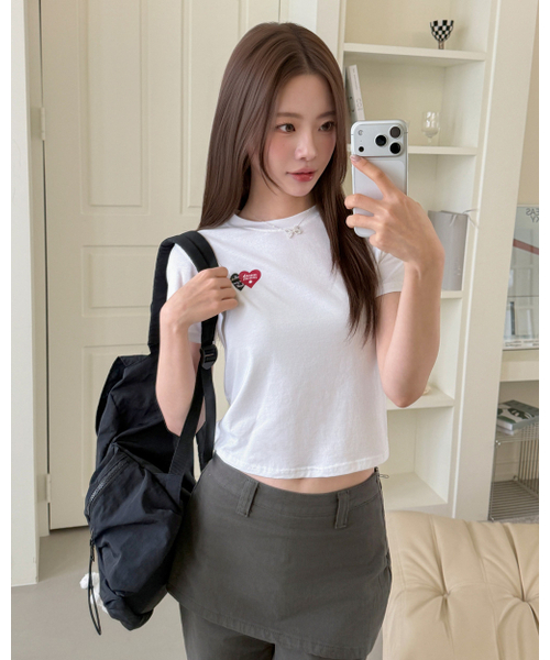 muahmuah（ムーアムーア）の「ラブラブムア クロップ半袖Tシャツ [3色]（Tシャツ/カットソー・レディース・アイボリー/ブラック/チャコール・FREE）」の15枚目の写真