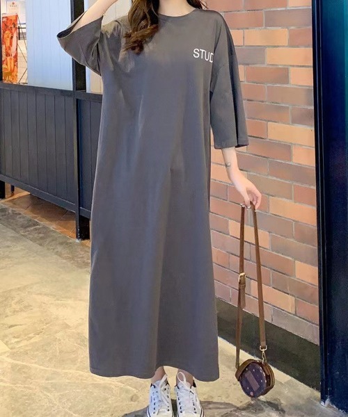 Flugge(フラッジー)の「ロゴ半袖Tシャツワンピース(ワンピース・レディース・グリーン/グレー・MEDIUM/LARGE)」の3枚目の写真