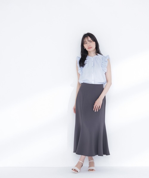 NATURAL BEAUTY BASIC(ナチュラルビューティーベーシック)の「フリルショルダーブラウス(シャツ/ブラウス・レディース・ブルー/オフホワイト/チャコールグレー/イエロー・MEDIUM/SMALL)」の22枚目の写真