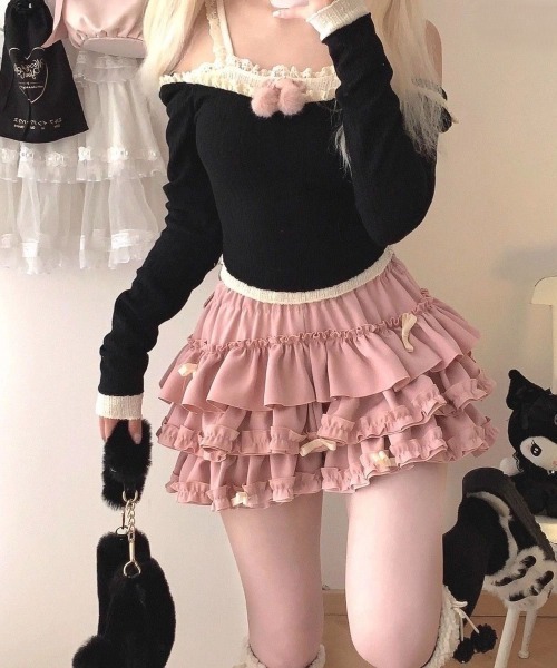 Beststore(ベストストア)の「地雷系女子必見 激カワ3段フリル ティアードミニスカート(インナーパンツ付き)ボリュームシルエット 地雷系 量産型(スカート・レディース・ピンク/レッド/パープル/ブルー・FREE)」の3枚目の写真