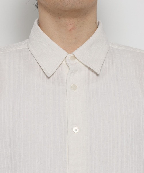 LURAKU(ルラク)の「【LURAKU】Jacquard Regular Shirt / ジャガードレギュラーシャツ(シャツ/ブラウス・メンズ・オフホワイト/ブラック・LARGE/MEDIUM)」の15枚目の写真